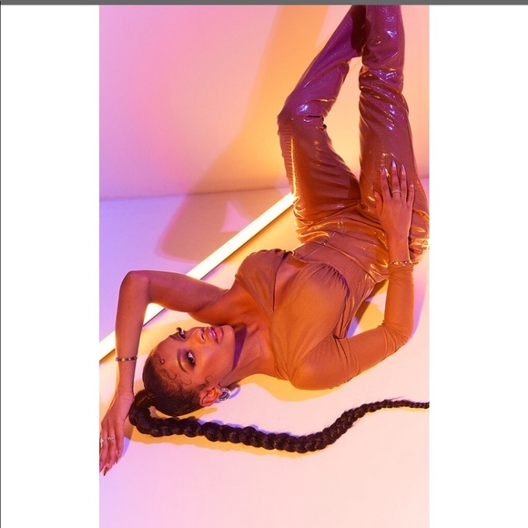 NWT PrettyLittleThing Top shape Club Party Crocodile one shoulder underbust - Picture 5 of 10